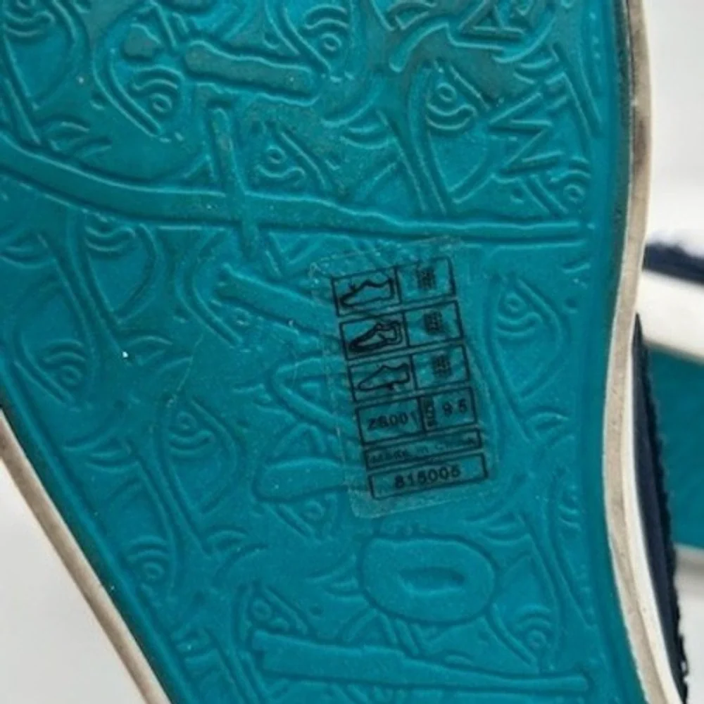 Blowfish Malibu Slip On Sneaker Women's Size 9.5 Navy Blue Distressed Canvas